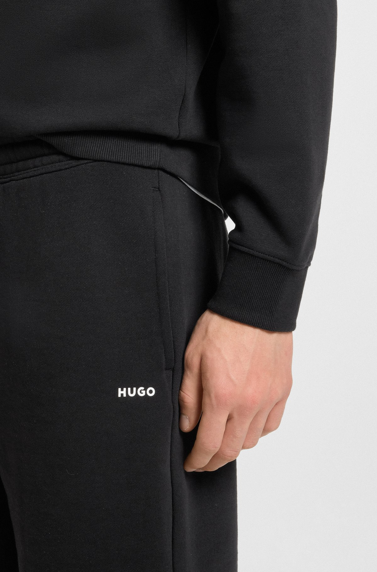RELAXED-FIT SHORTS IN COTTON TERRY WITH LOGO PRINT - 3