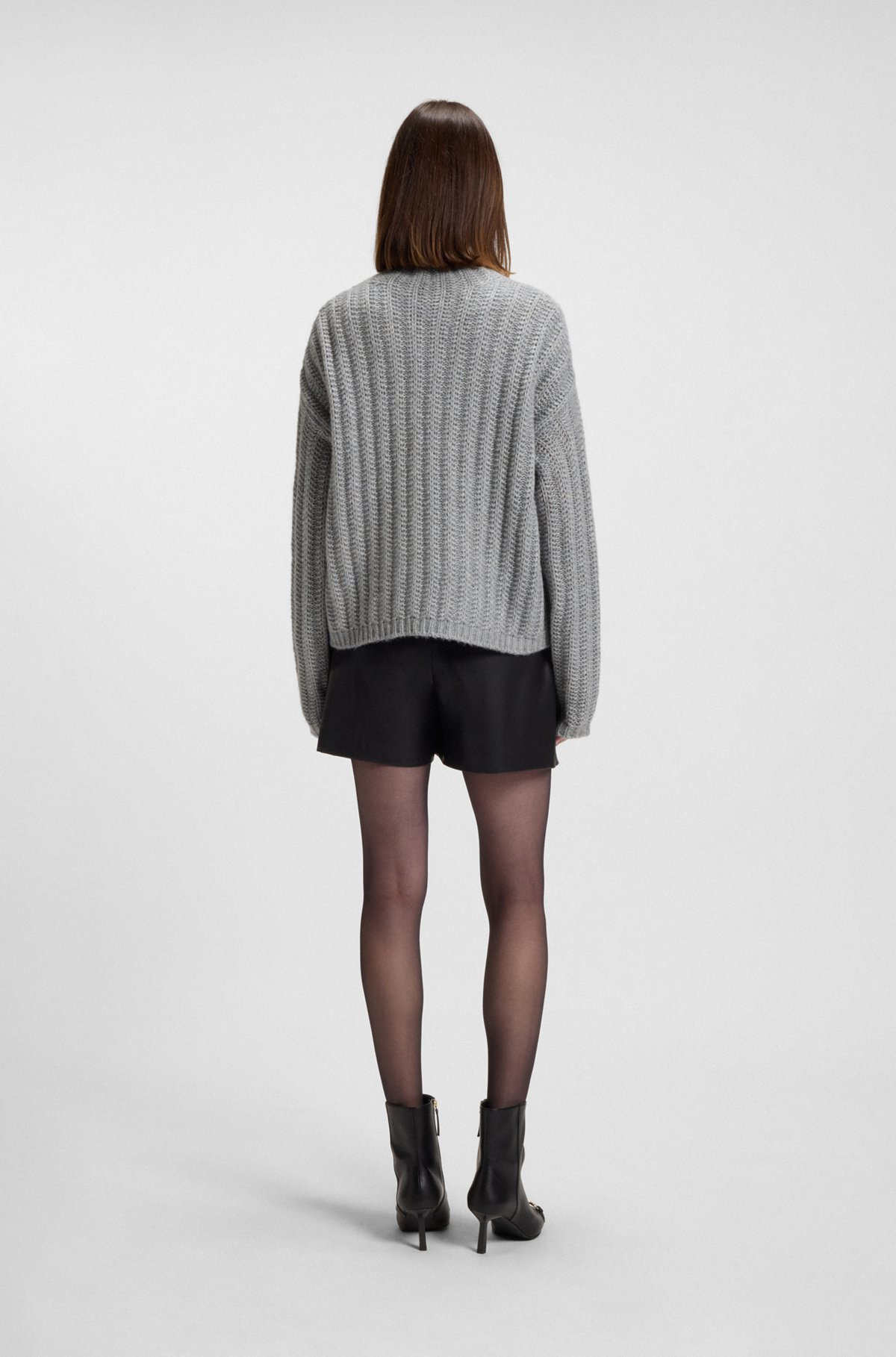 KNITTED SWEATER WITH RIBBED STRUCTURE - 4