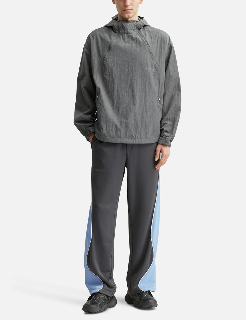 Perks and Mini CHOOSE ENTRACTE SPRAY JACKET outlook