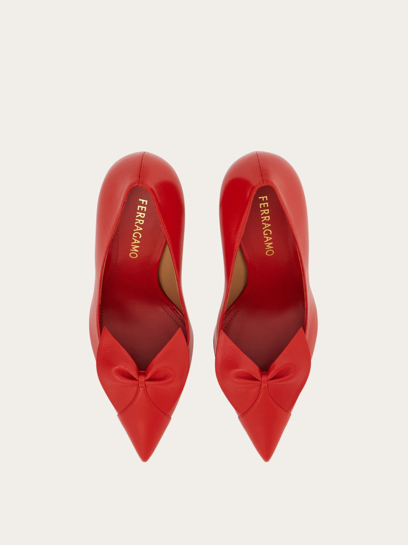 FERRAGAMO Bow pump outlook