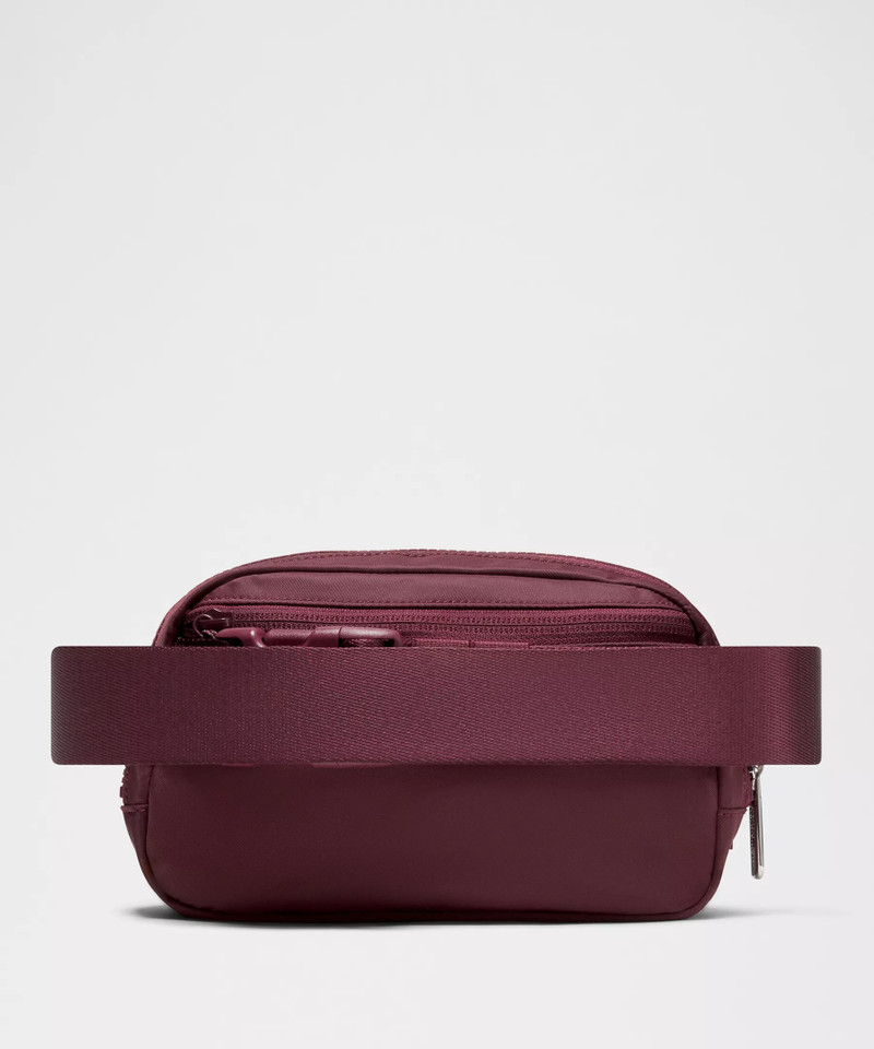 Everywhere Belt Bag with Long Strap 1L 3