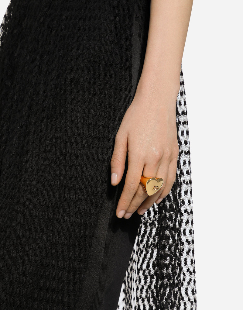 Dolce & Gabbana Heart ring with embossed DG logo outlook