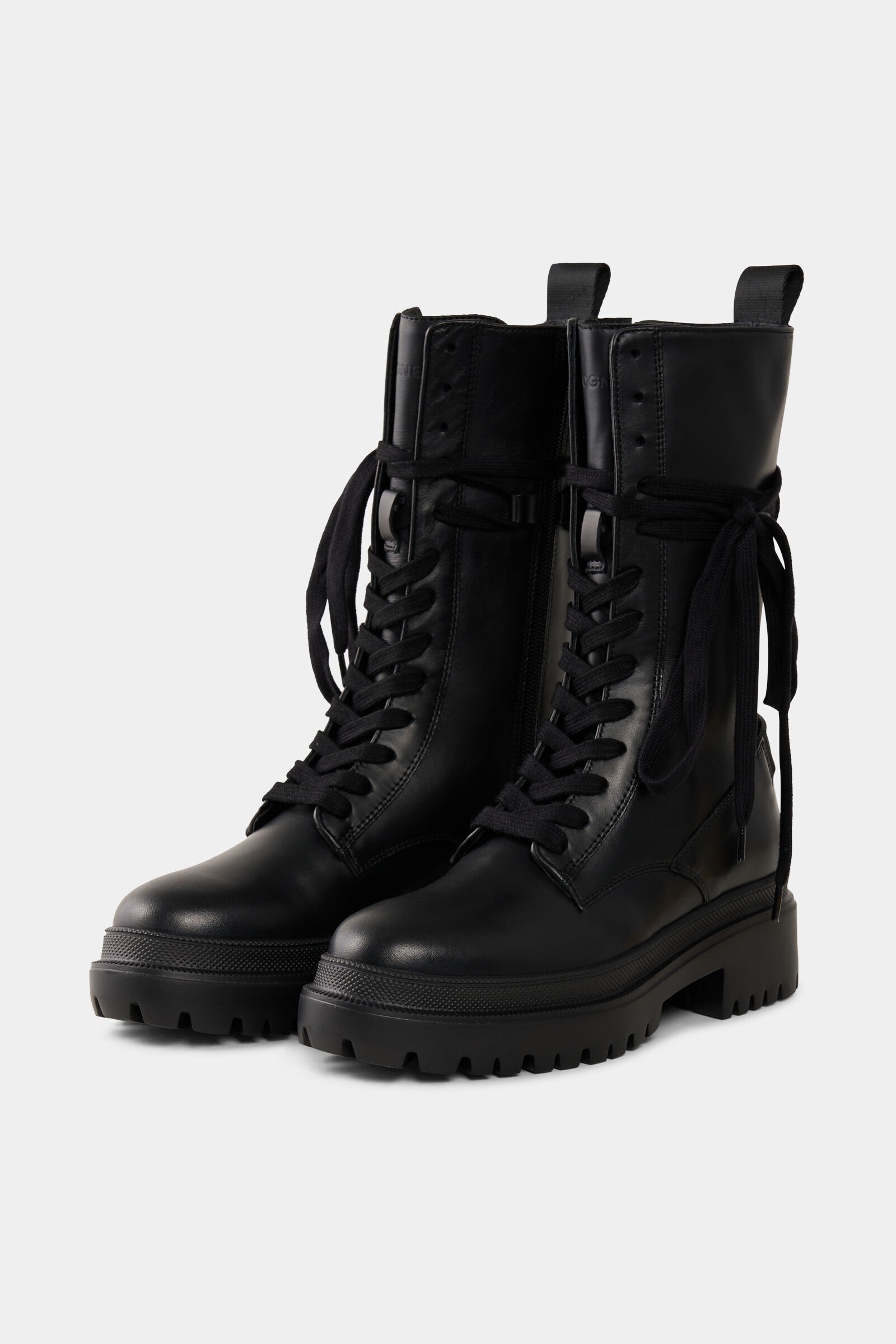 Chesa Alpina High boots in Black - 4