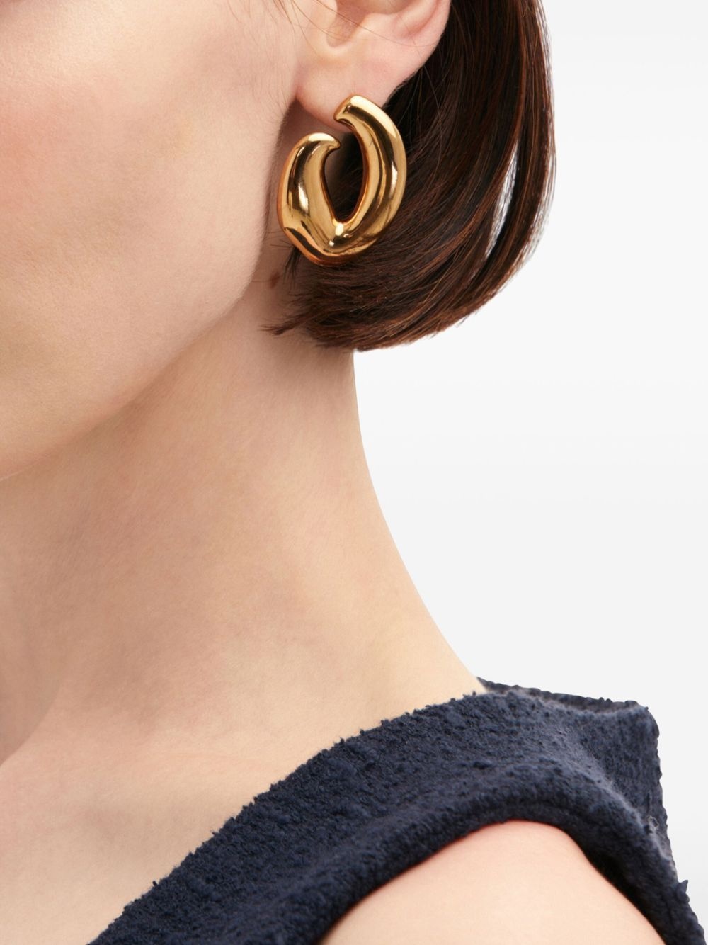 large O stud earrings - 2