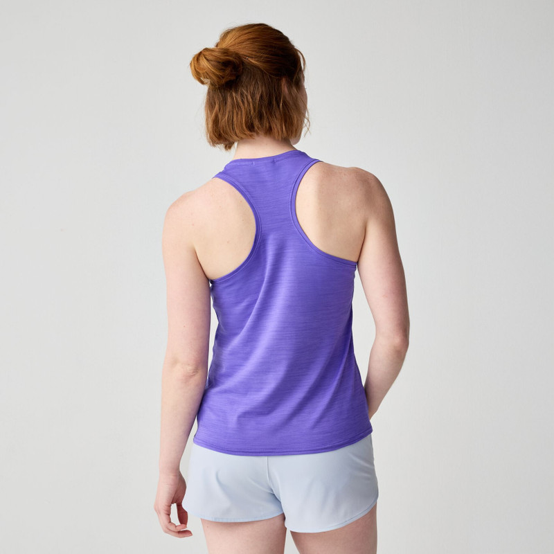 BROOKS Luxe Tank outlook
