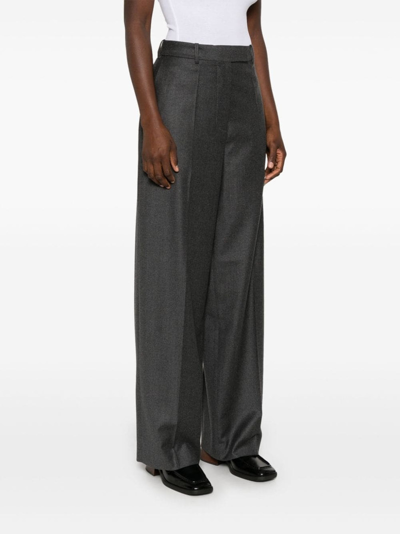 wide-leg trousers 3