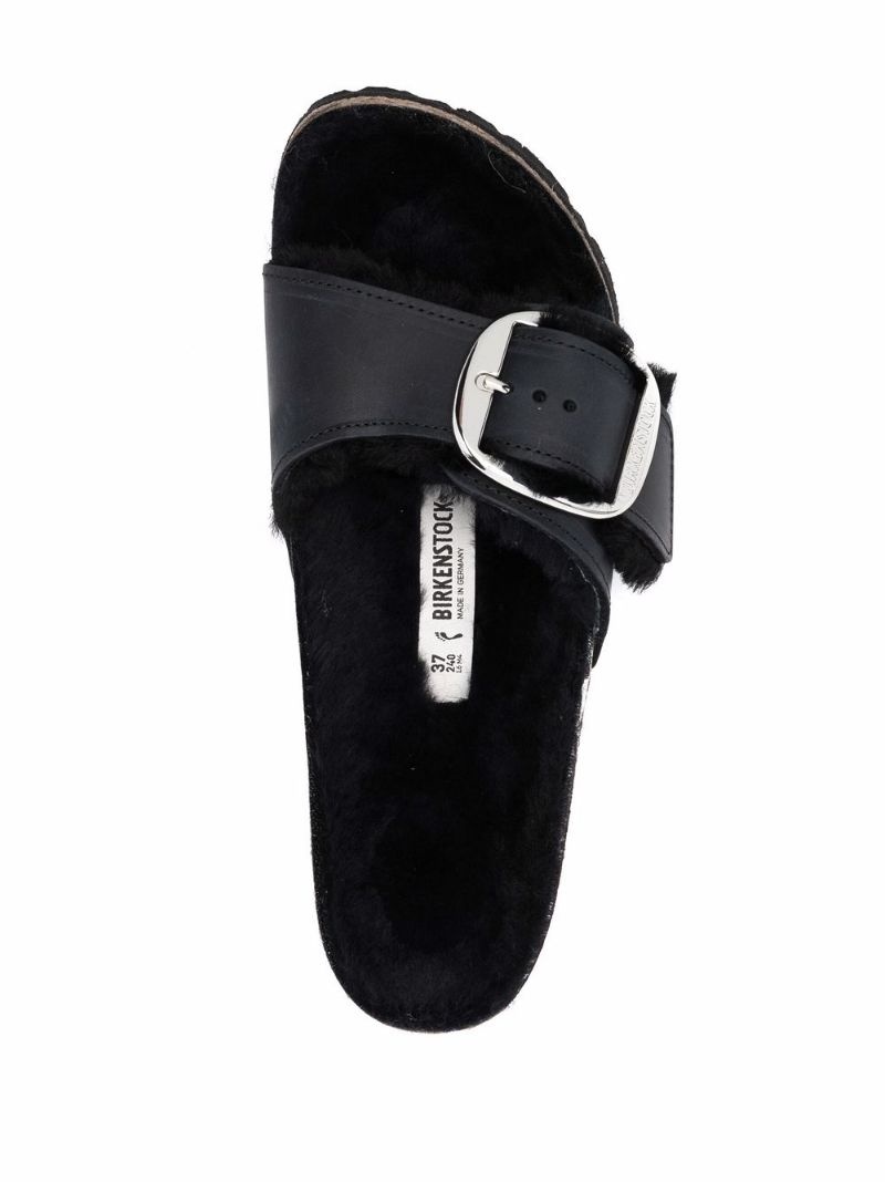 shearling-lined single-buckle sandals - 4