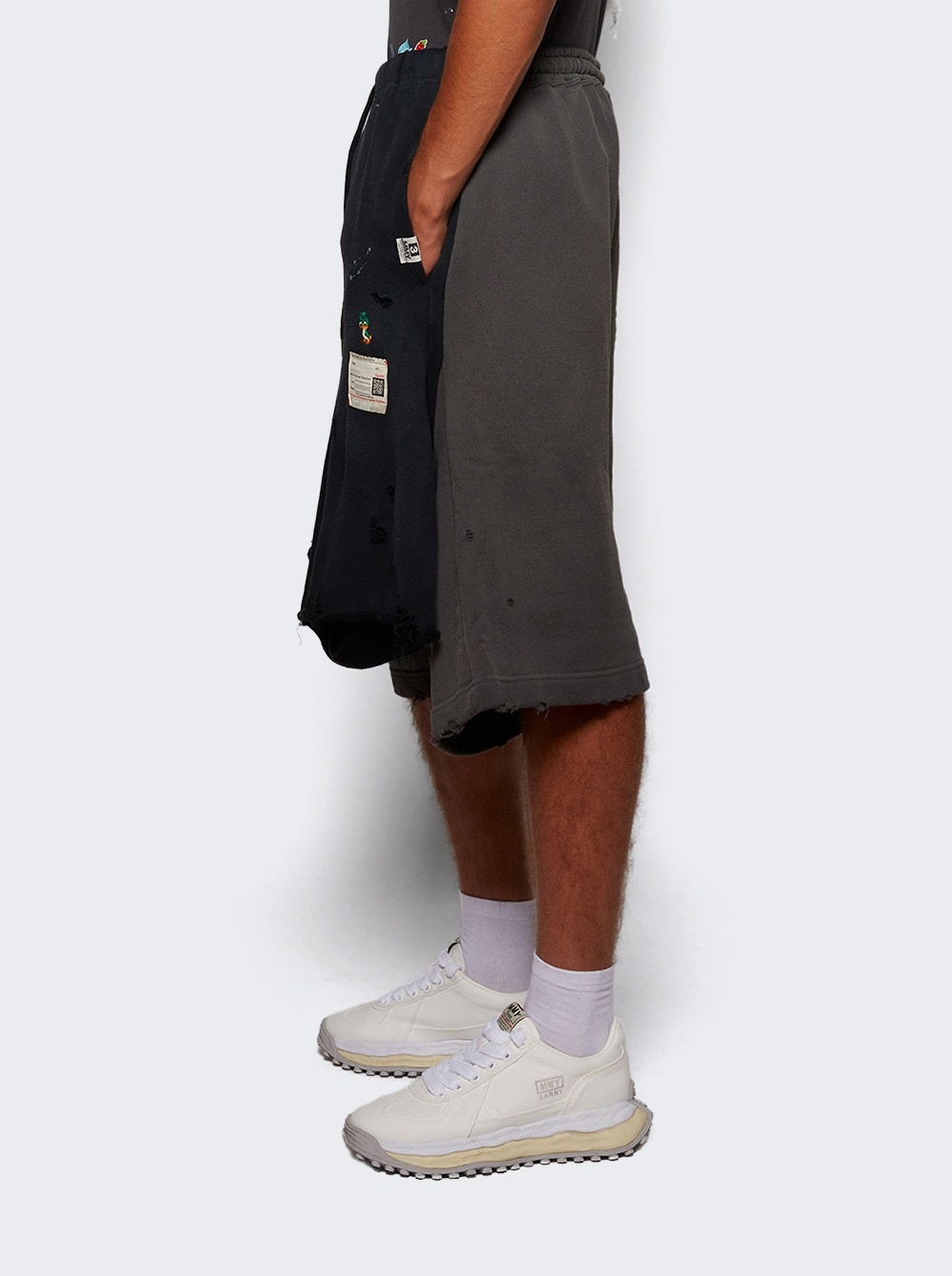 Four Legs Shorts Black - 3