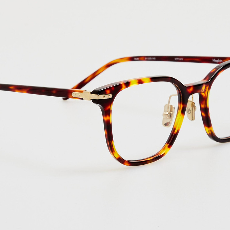 LINDA FARROW Hopkin Optical in Dark Tortoiseshell outlook