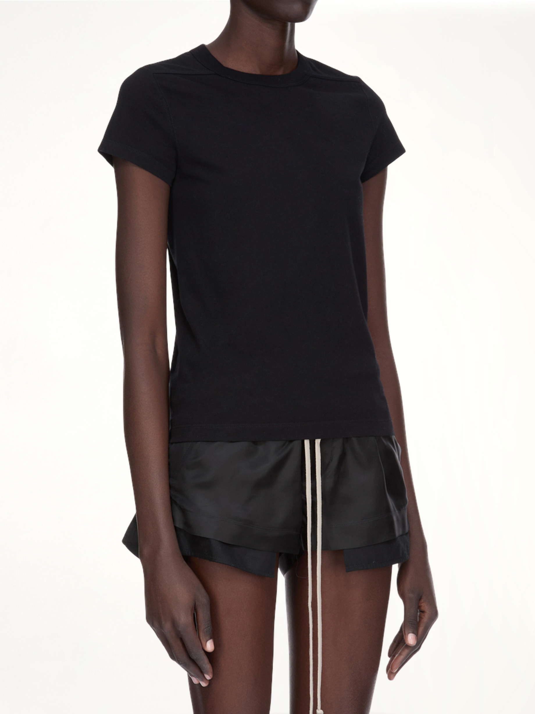 Cropped Level T in Black - 6