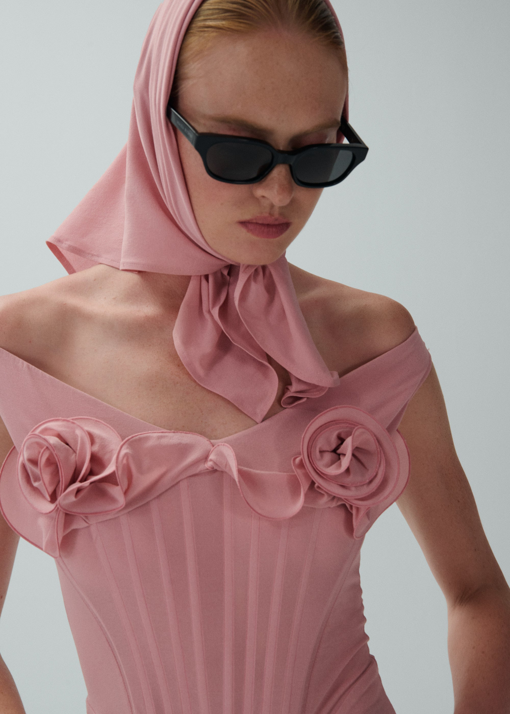 Flower bustier midi dress in pink - 4
