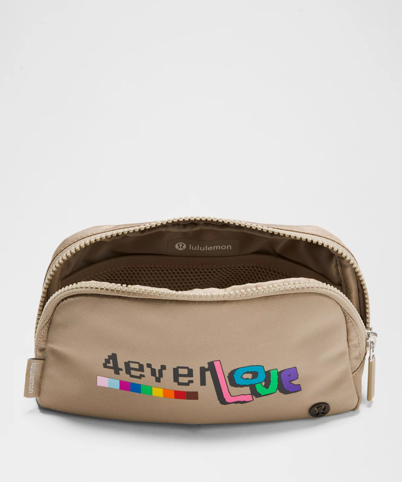 Everywhere Belt Bag 1L *Pride 5