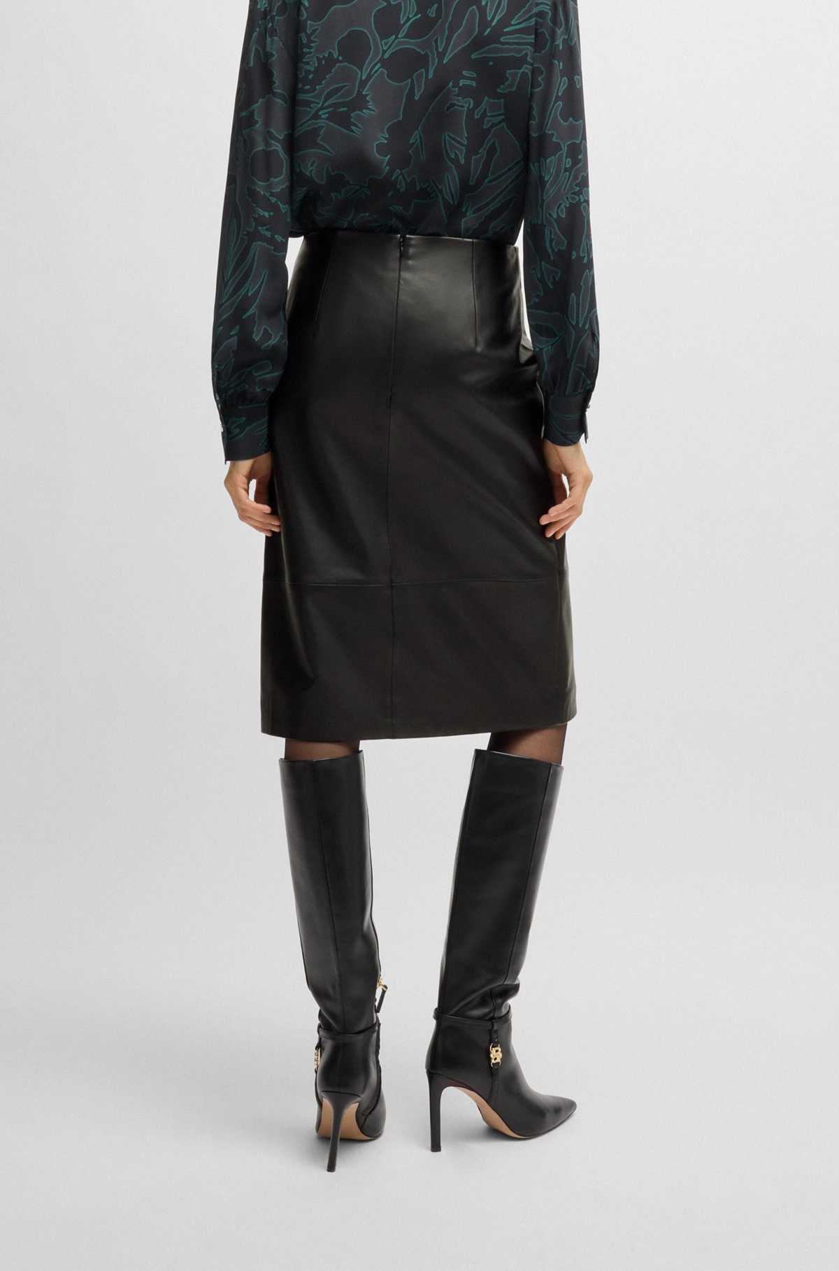 WRAP-FRONT PANEL SKIRT IN LEATHER - 4
