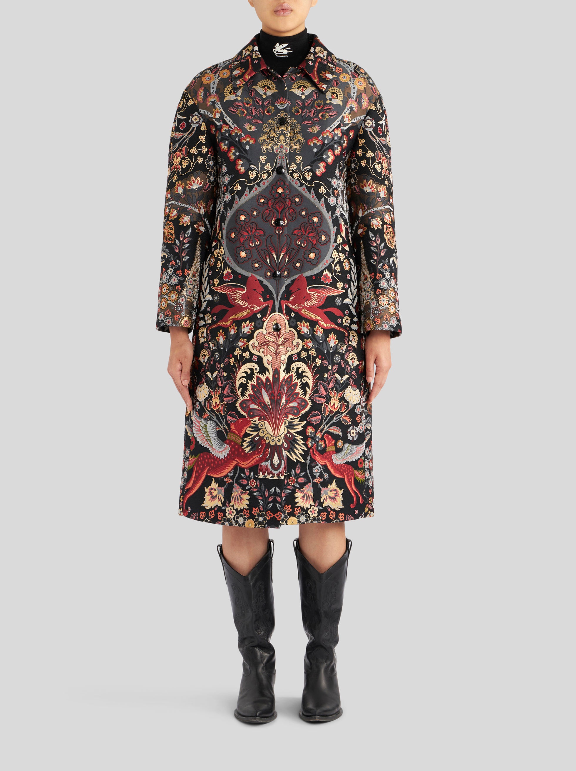JACQUARD COAT WITH ORNAMENTAL DESIGNS AND PEGASO - 3
