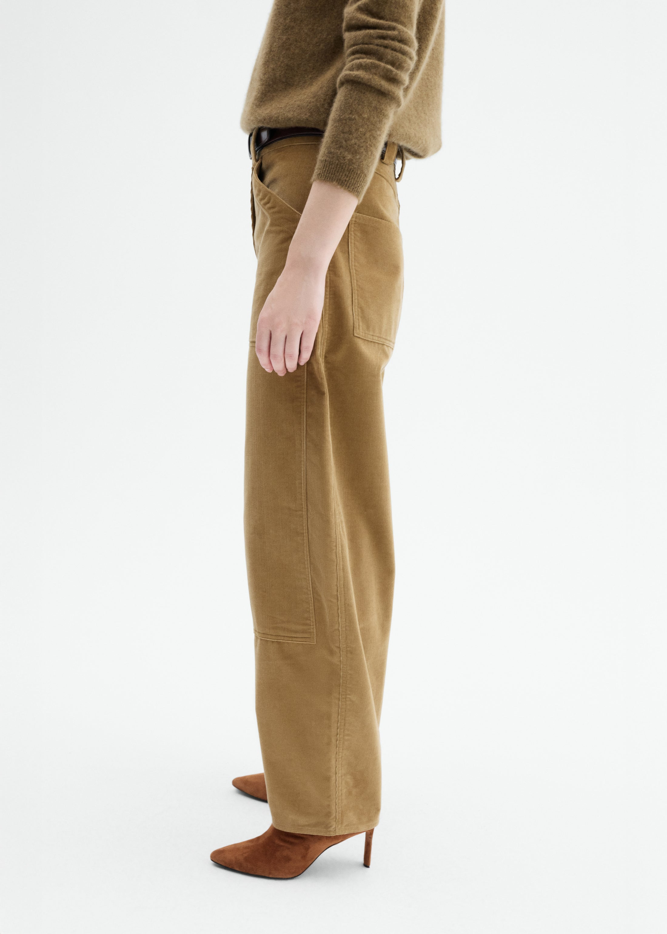 Corduroy Barrel Pant - 4