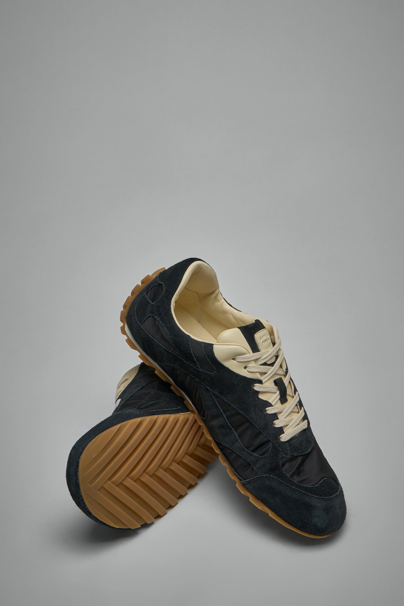 Orbit Flash Sneaker - 5