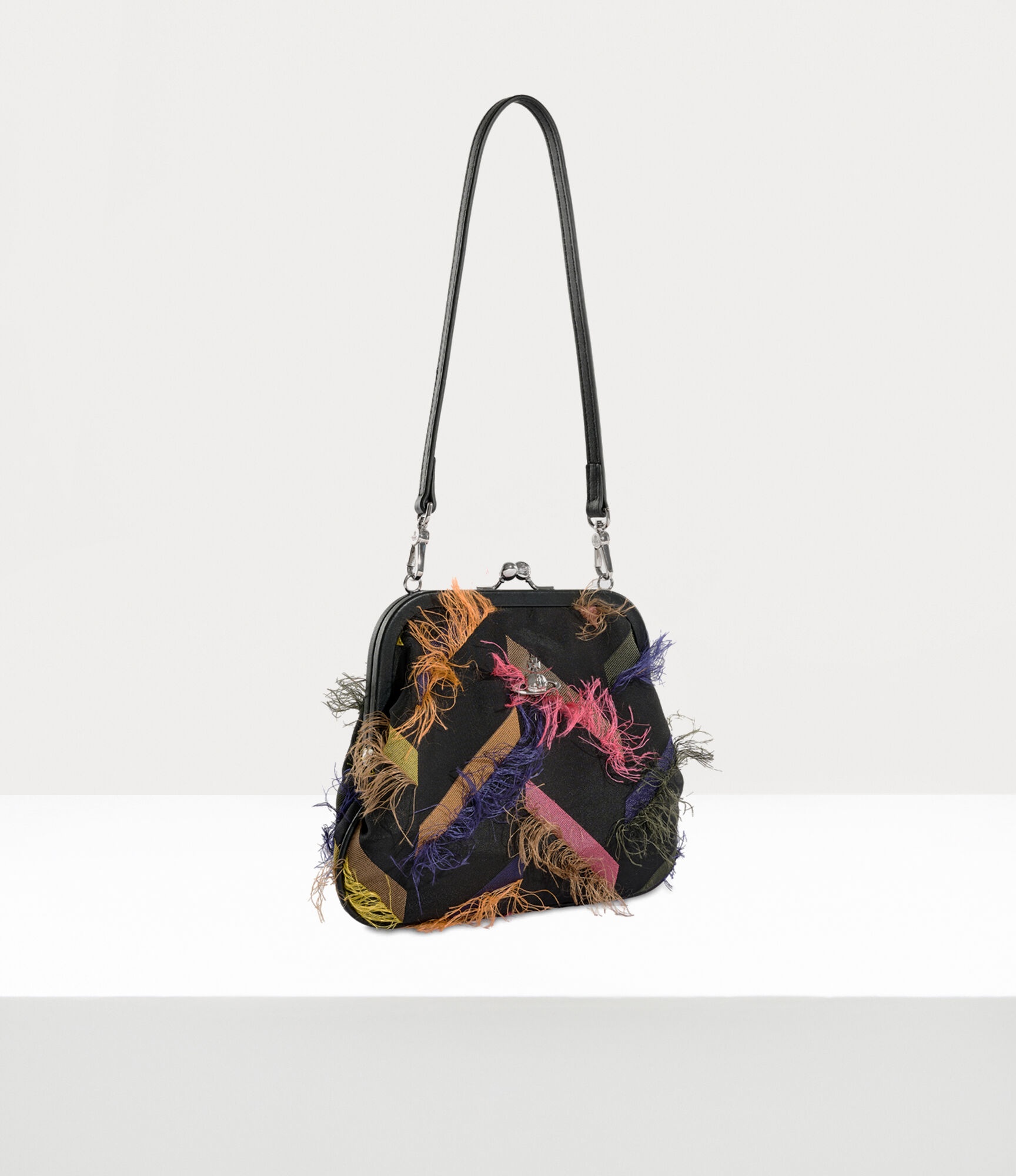 VIVIENNE'S CLUTCH - 2