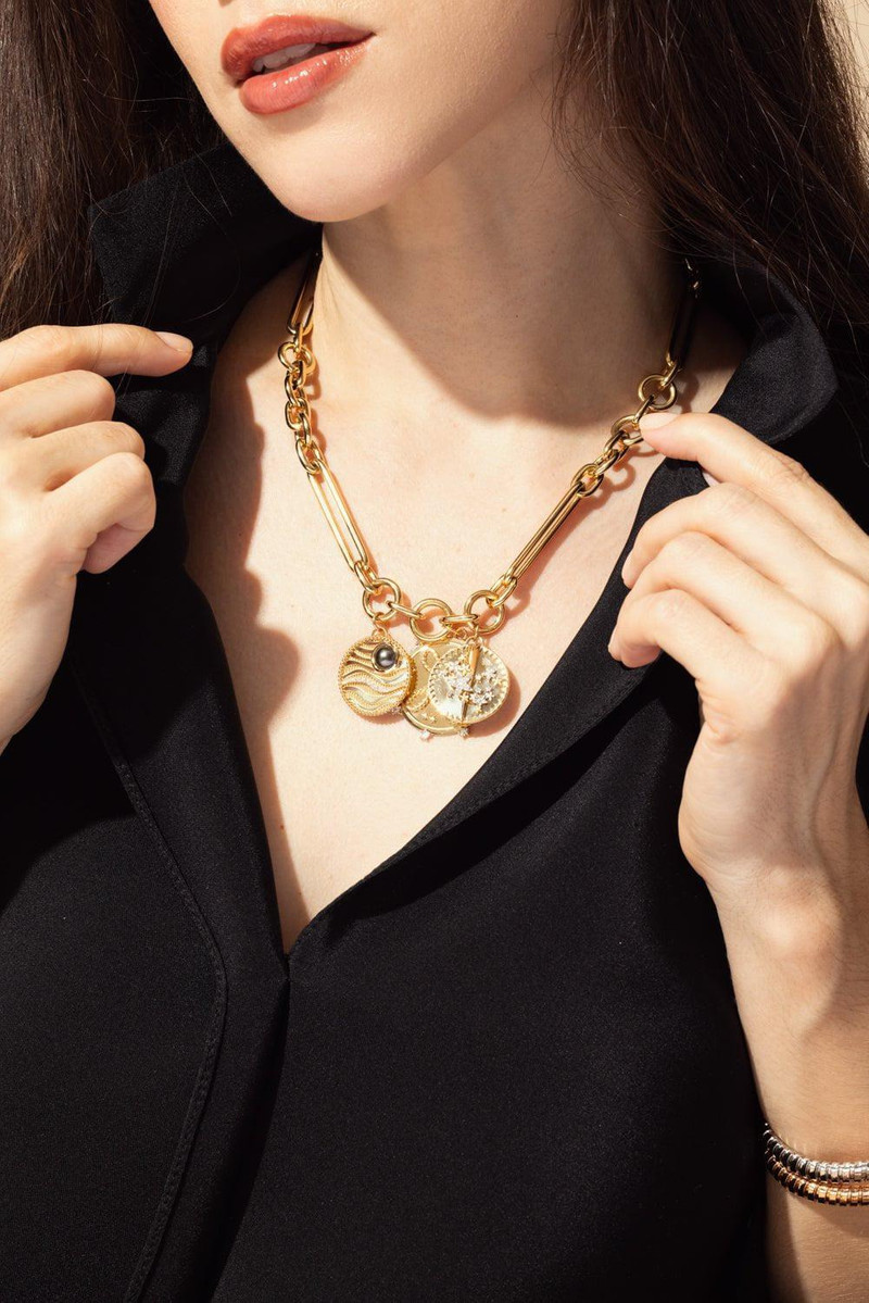 FOUNDRAE Blossoms - Resilience Large Specialty Medallion outlook