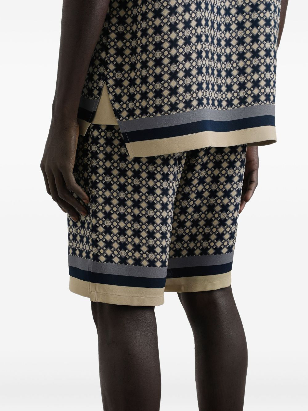 geometric-pattern drawstring shorts - 4