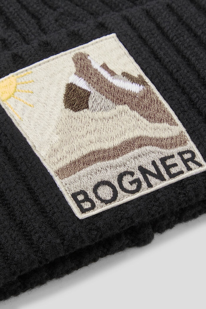 Bony Knitted hat in Black - 2