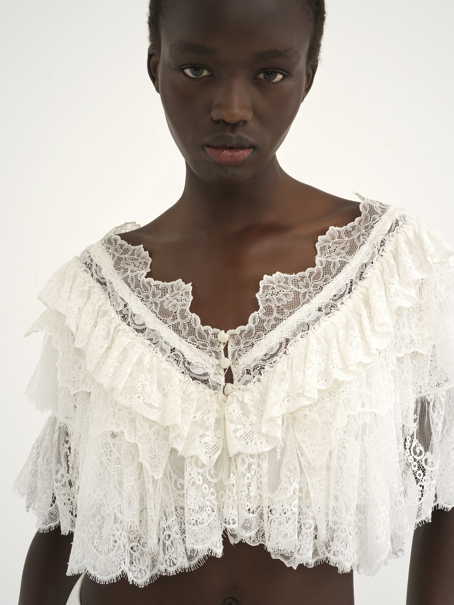 HERITAGE V-NECK LACE TOP - 7