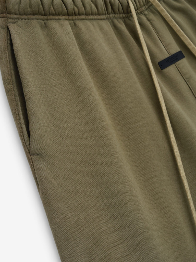 ESSENTIALS Heavy Fleece Relaxed Sweatpant outlook