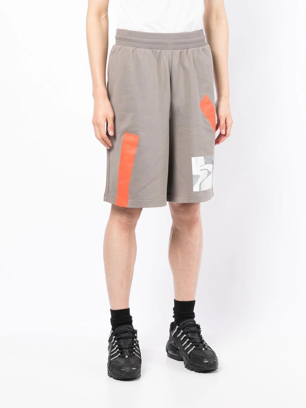 graphic-print organic cotton track shorts - 3