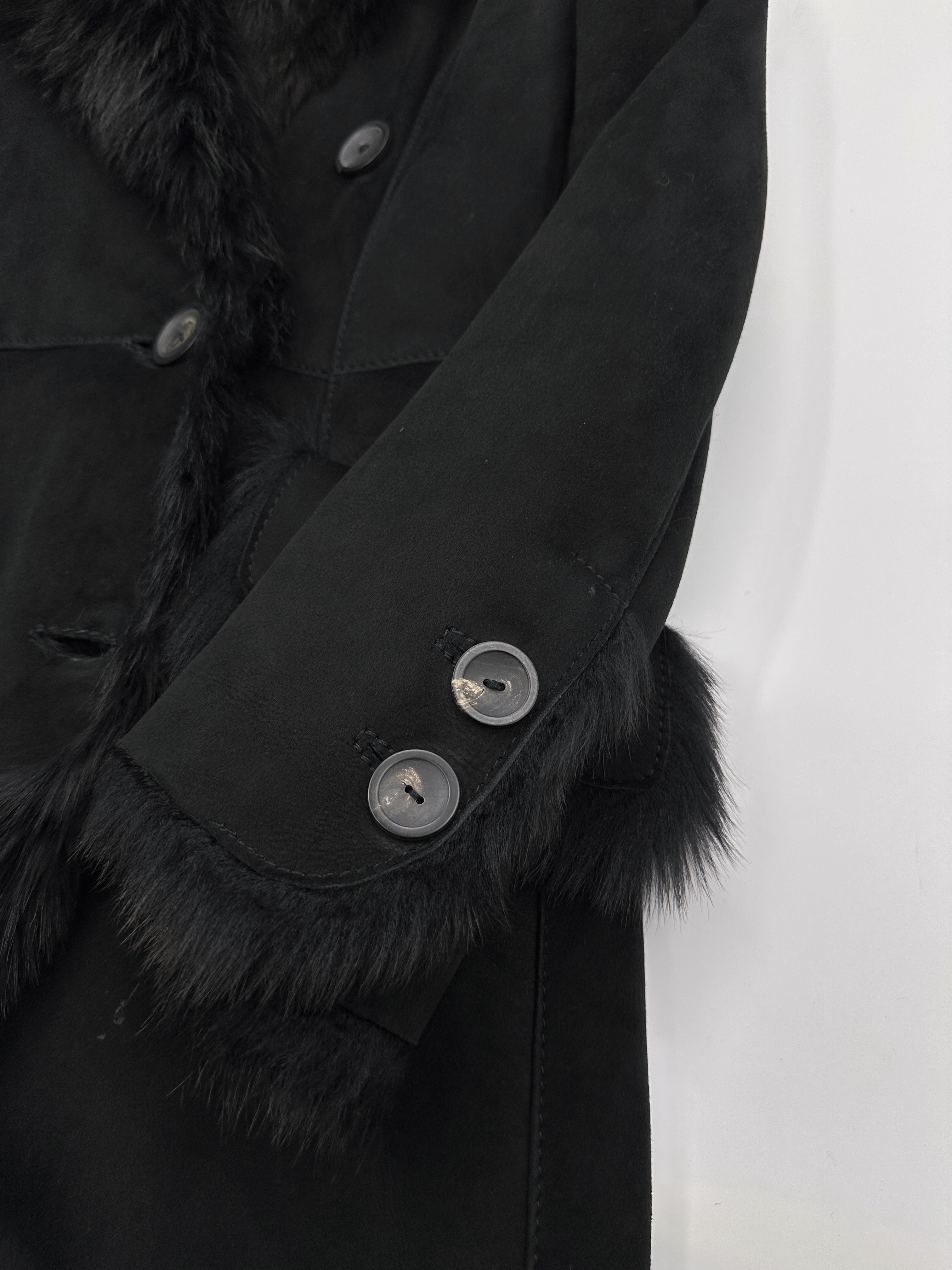 Gucci Fall 1996 Tom Ford Kate Moss Double-Breasted Long Shearling Coat 40 - 17