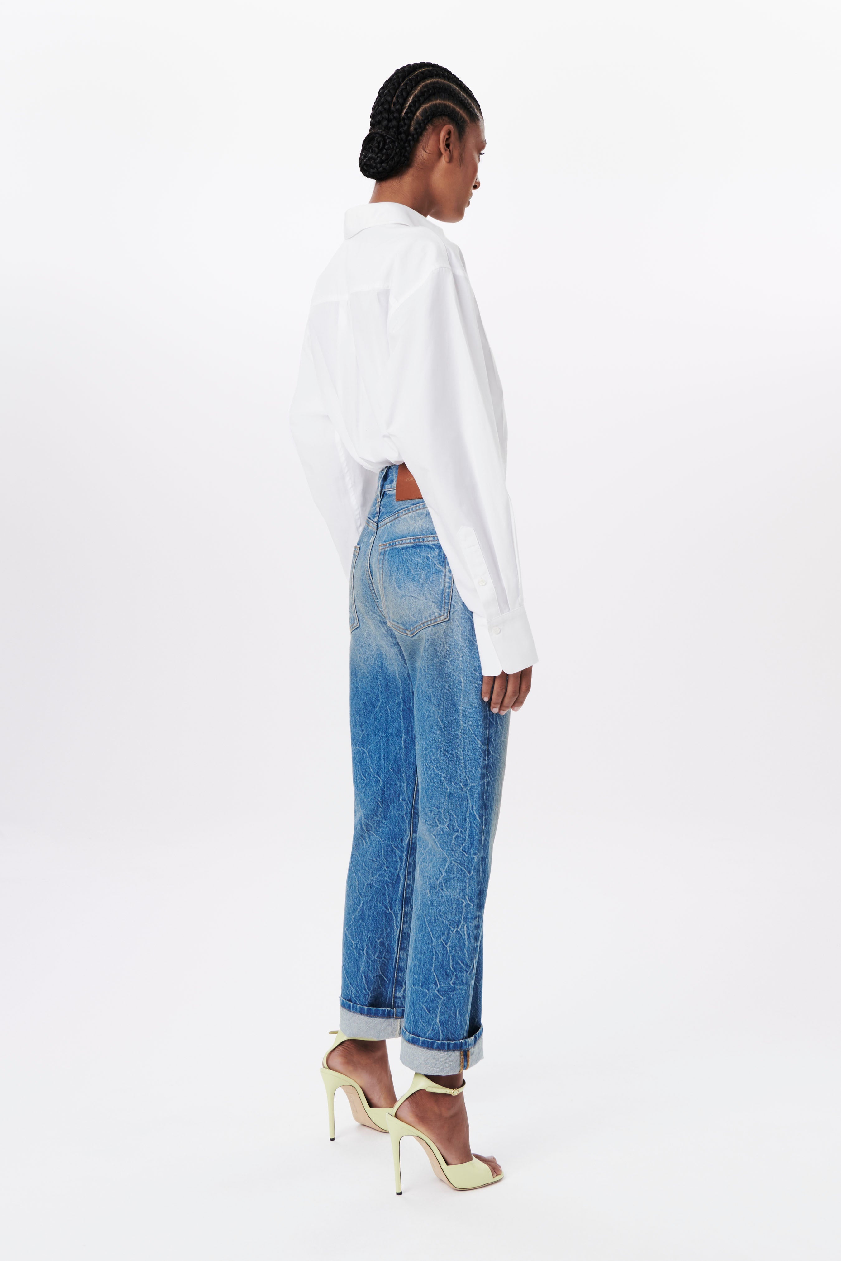 Cropped Long Sleeve Shirt in White - 5