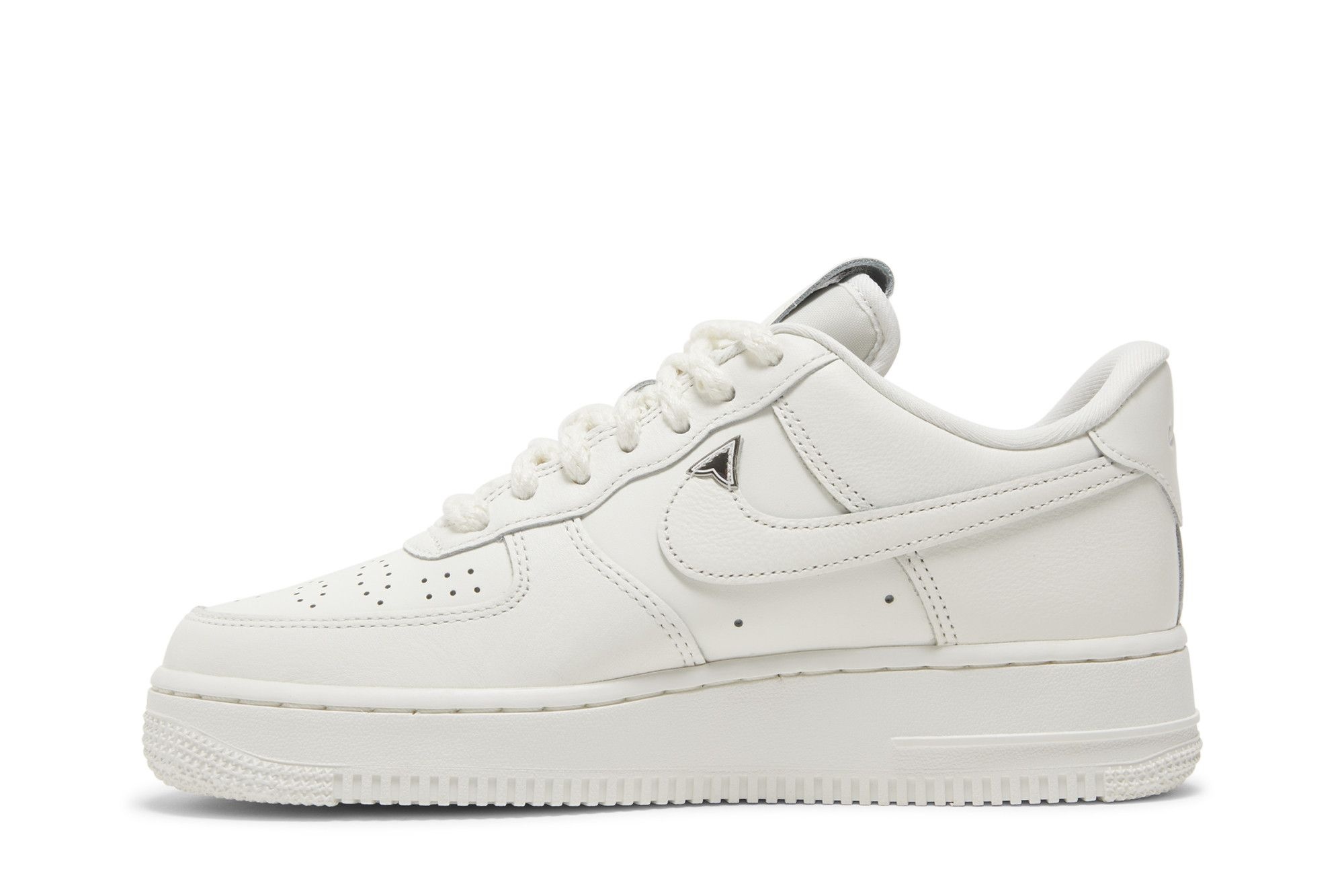 Wmns Air Force 1 '07 LV8 'Needlework' - 3