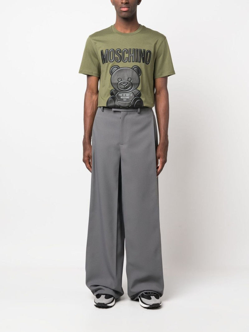 Moschino logo-print organic-cotton T-shirt outlook