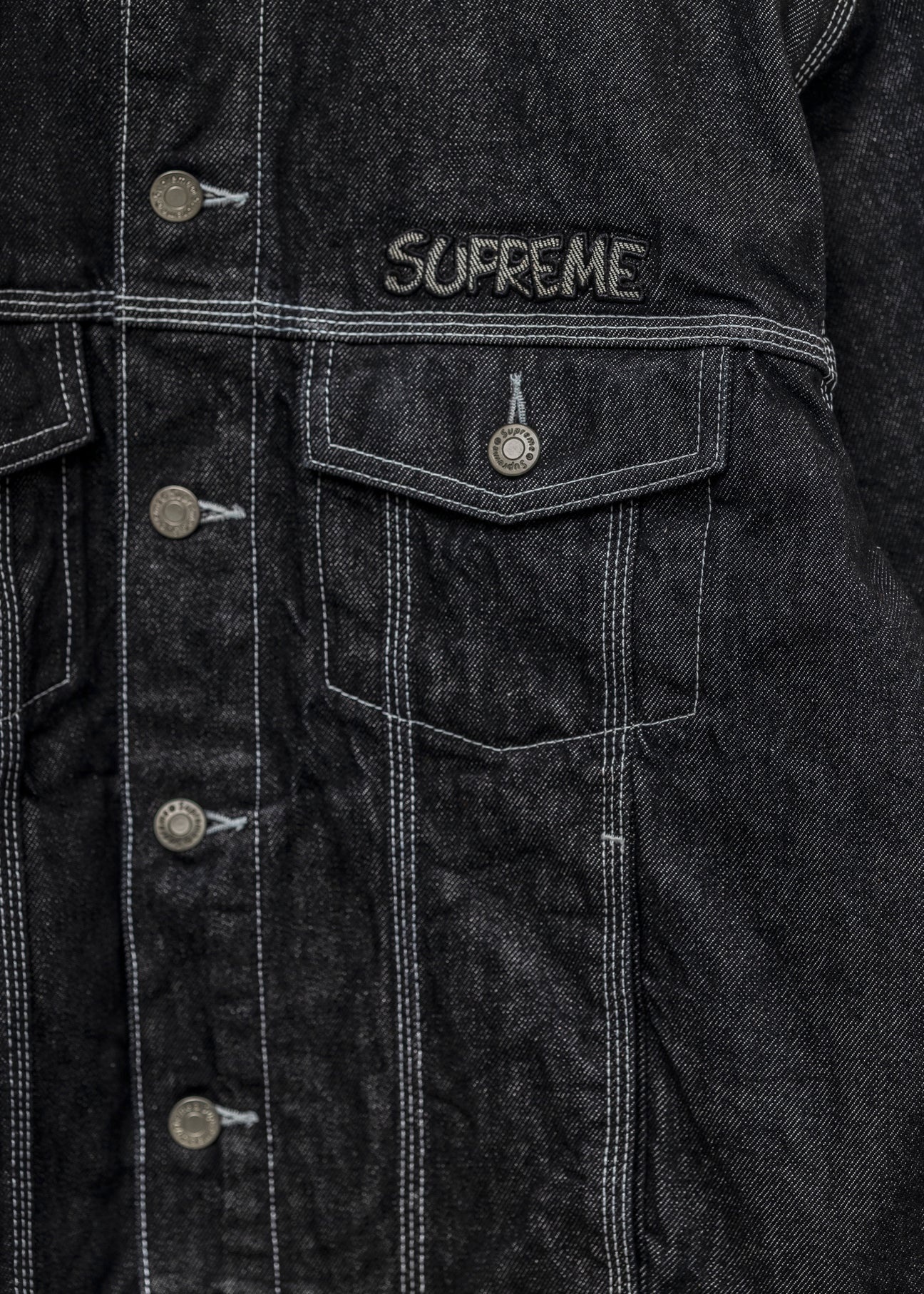 Supreme x Smurfs Denim Trucker Jacket 'Black' - 3