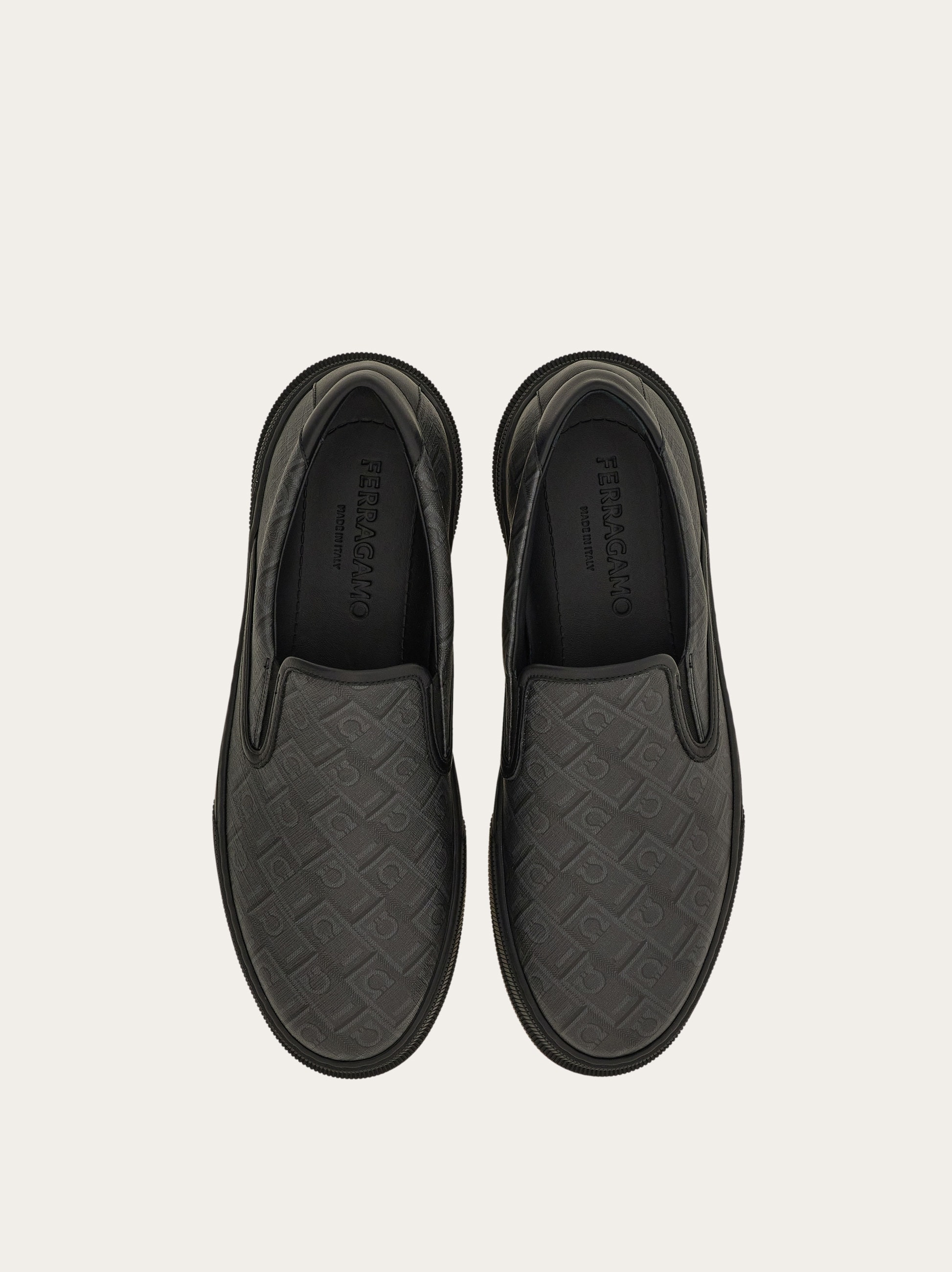 Slip on sneaker - 3