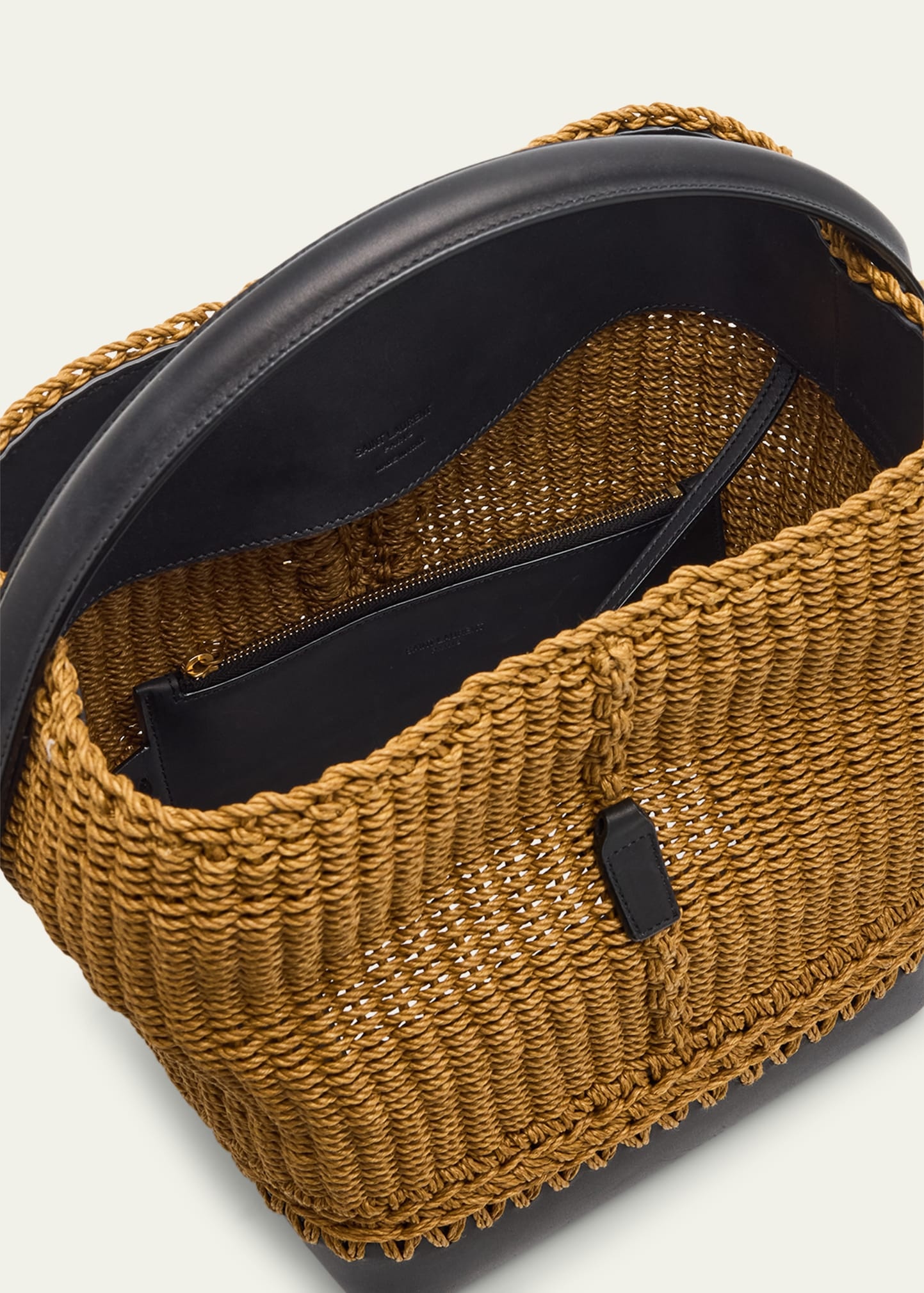 Le 37 YSL Bucket Bag in Raffia and Leather - 4