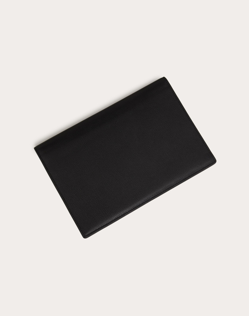 VLOGO SIGNATURE GRAINY CALFSKIN POUCH 3