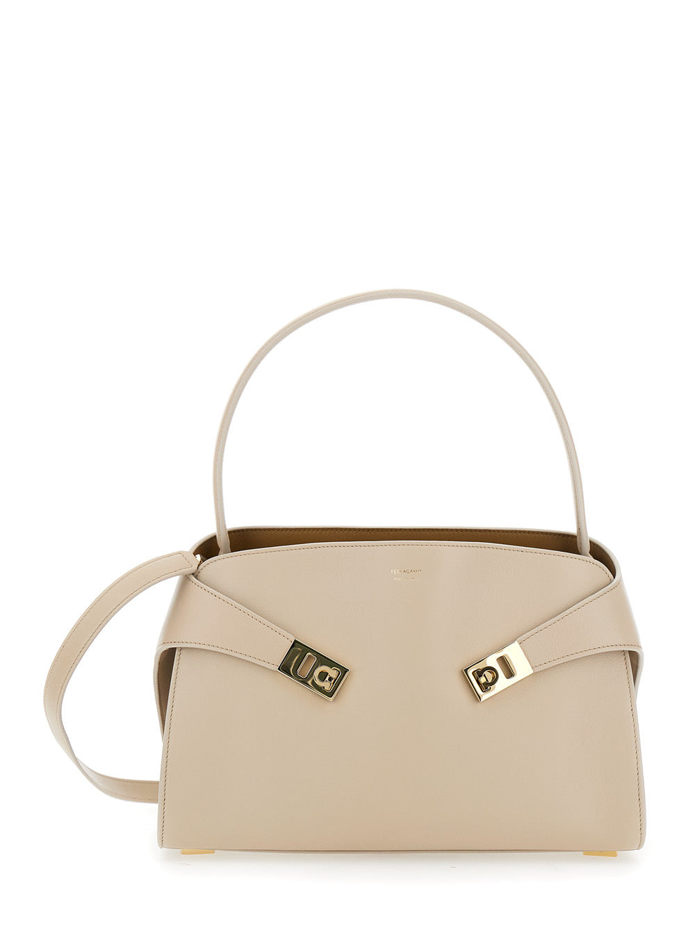 Ferragamo Women Hug Sh S
Shoulder Bag
34,0X15,5X25,5 - 1
