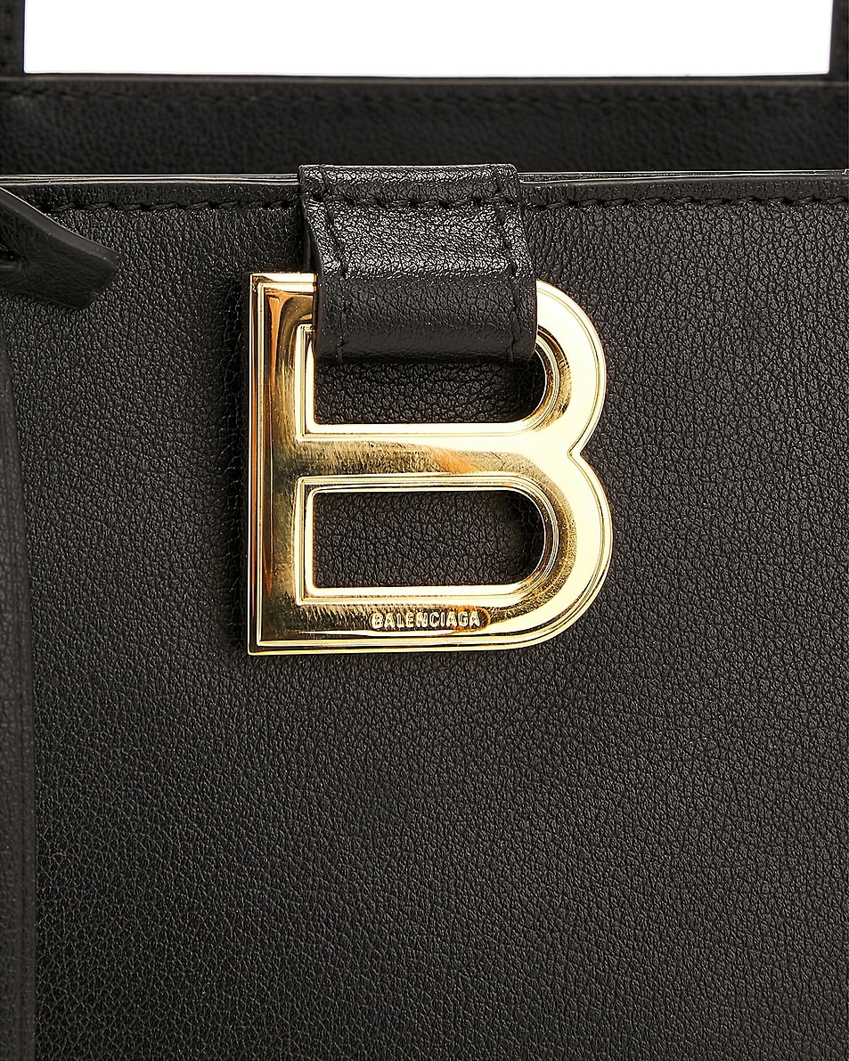 Hourglass Small Soft Tote Bag - 8