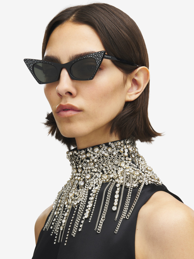 Alexander McQueen Spike Cat-eye Sunglasses outlook