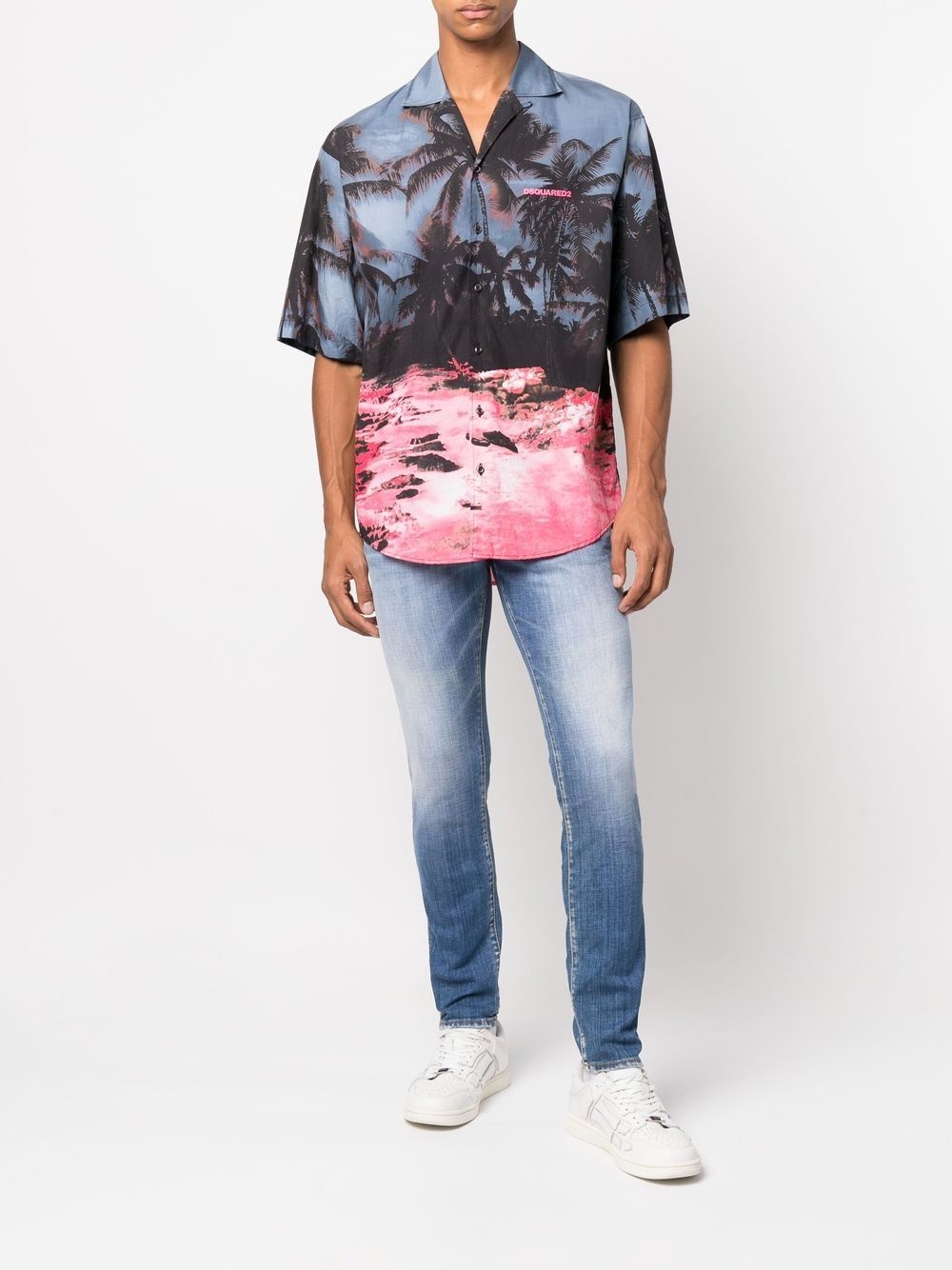 palm tree-print short-sleeved shirt - 2