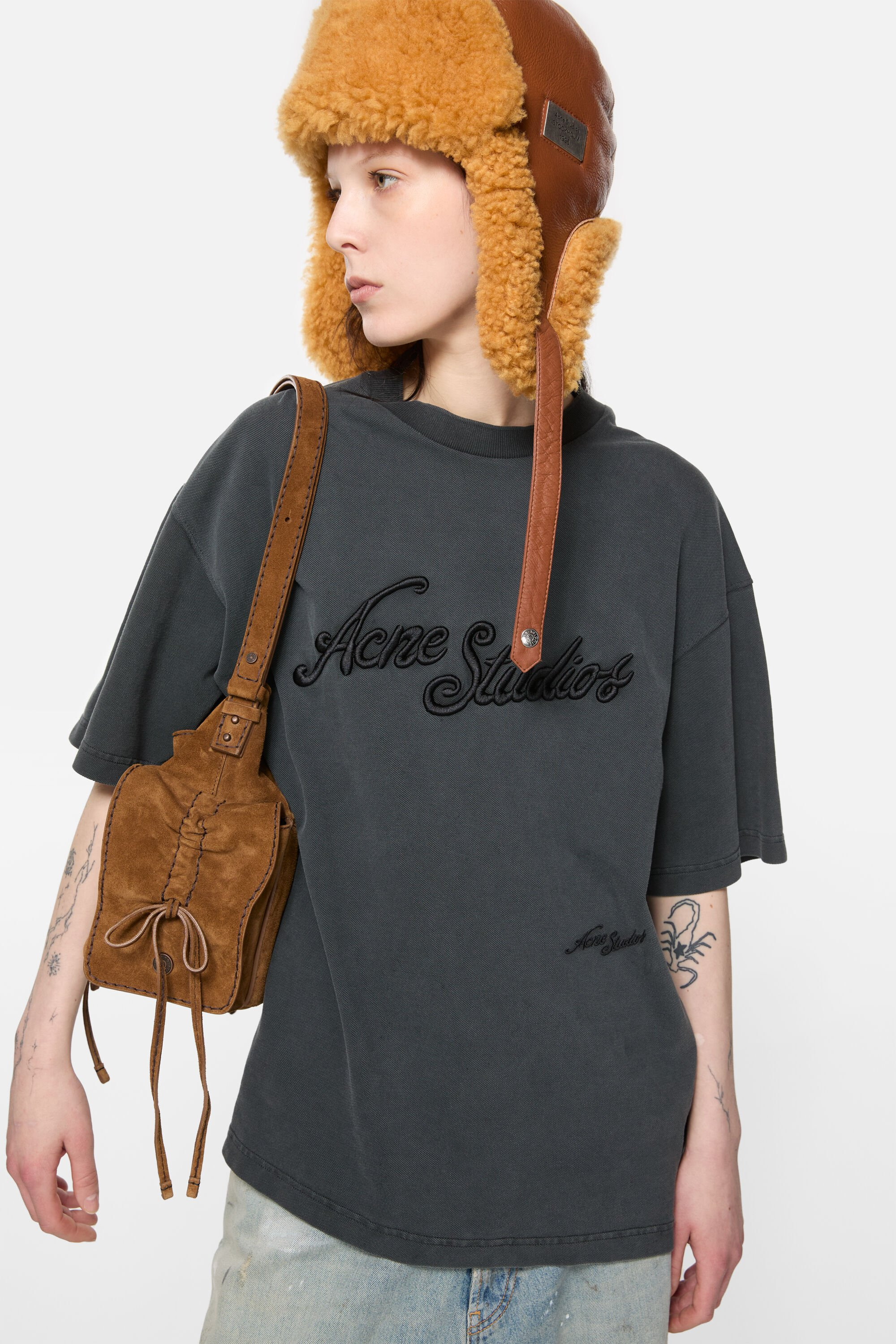 Logo t-shirt - Relaxed fit - Faded black - 4