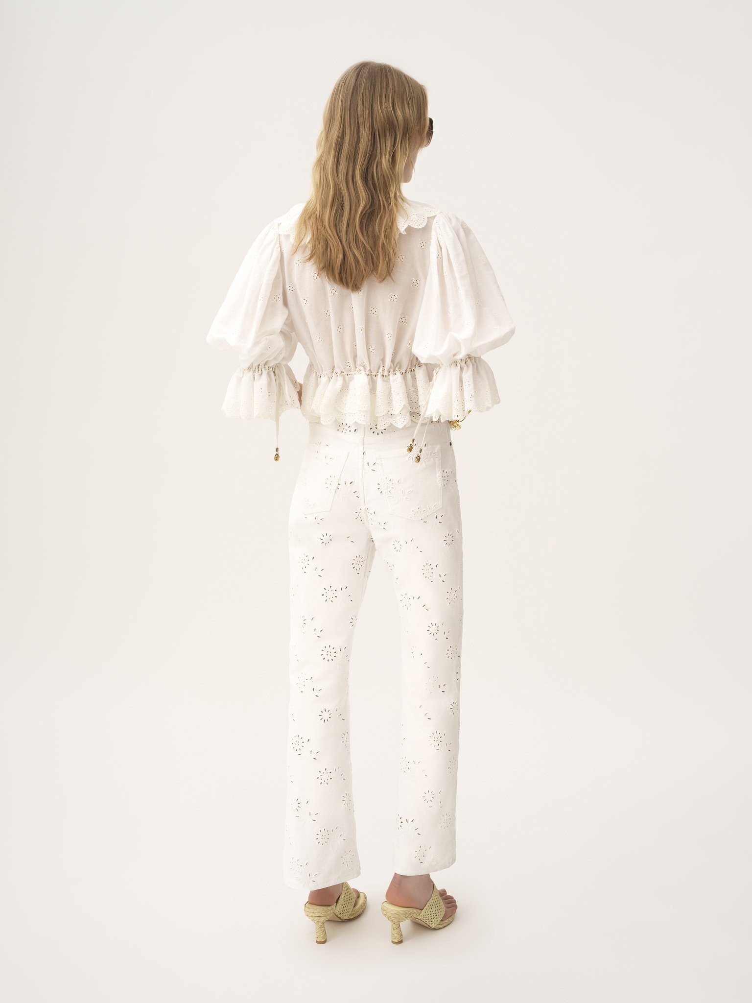 V-NECK RUFFLE TOP IN COTTON VOILE - 5