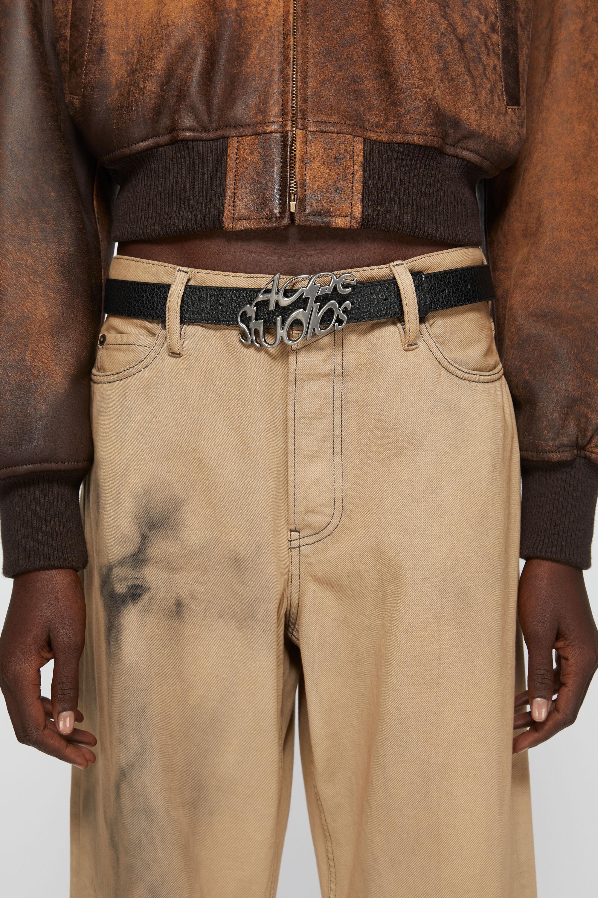 Acne Studios Logo buckle belt - Black | REVERSIBLE