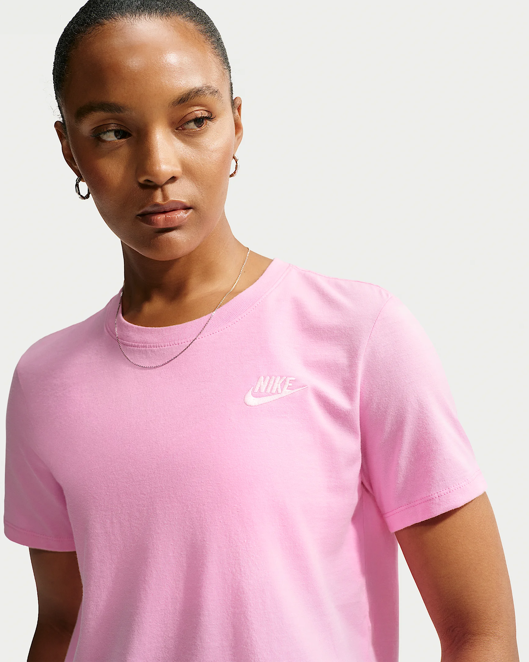 Nike Sportswear Club Essentials Women's T-Shirt - 1