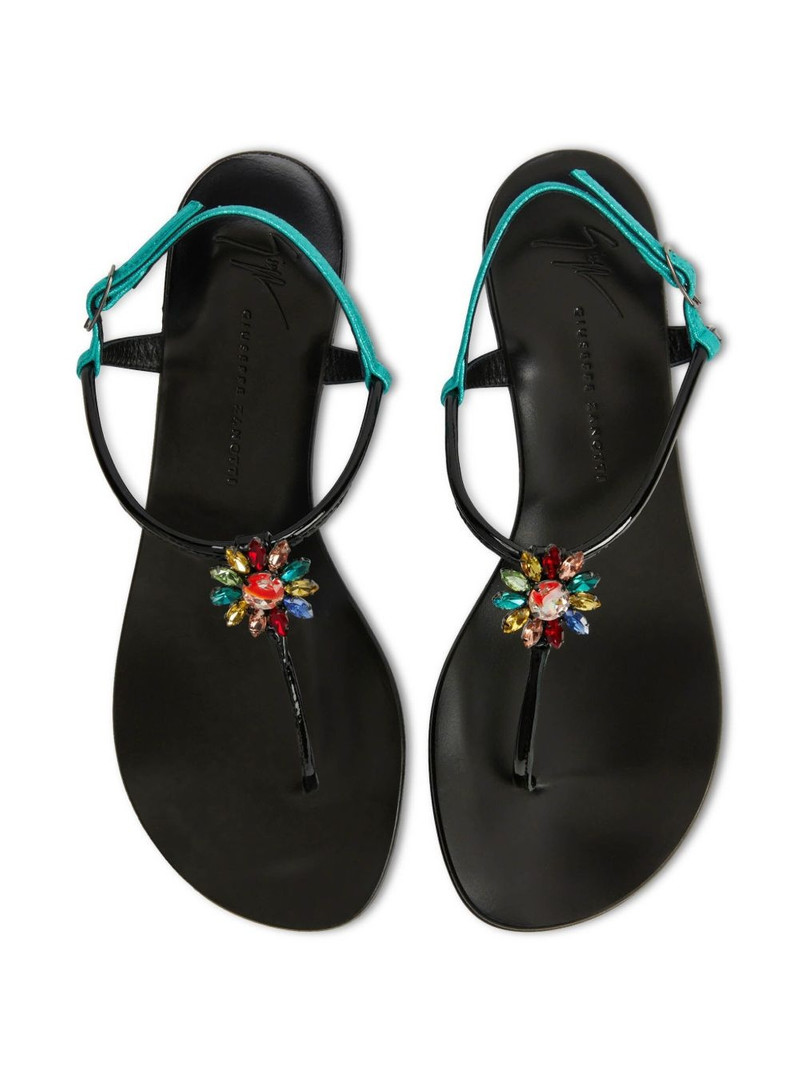 Noussa sandals 4
