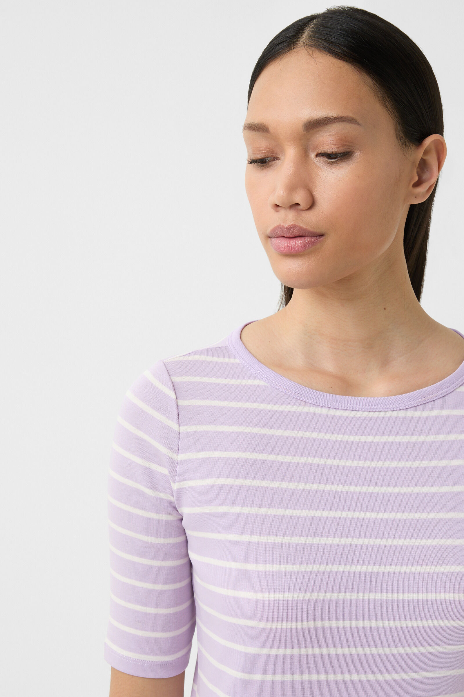 T-shirt Louna in Lilac/Off-White - 4