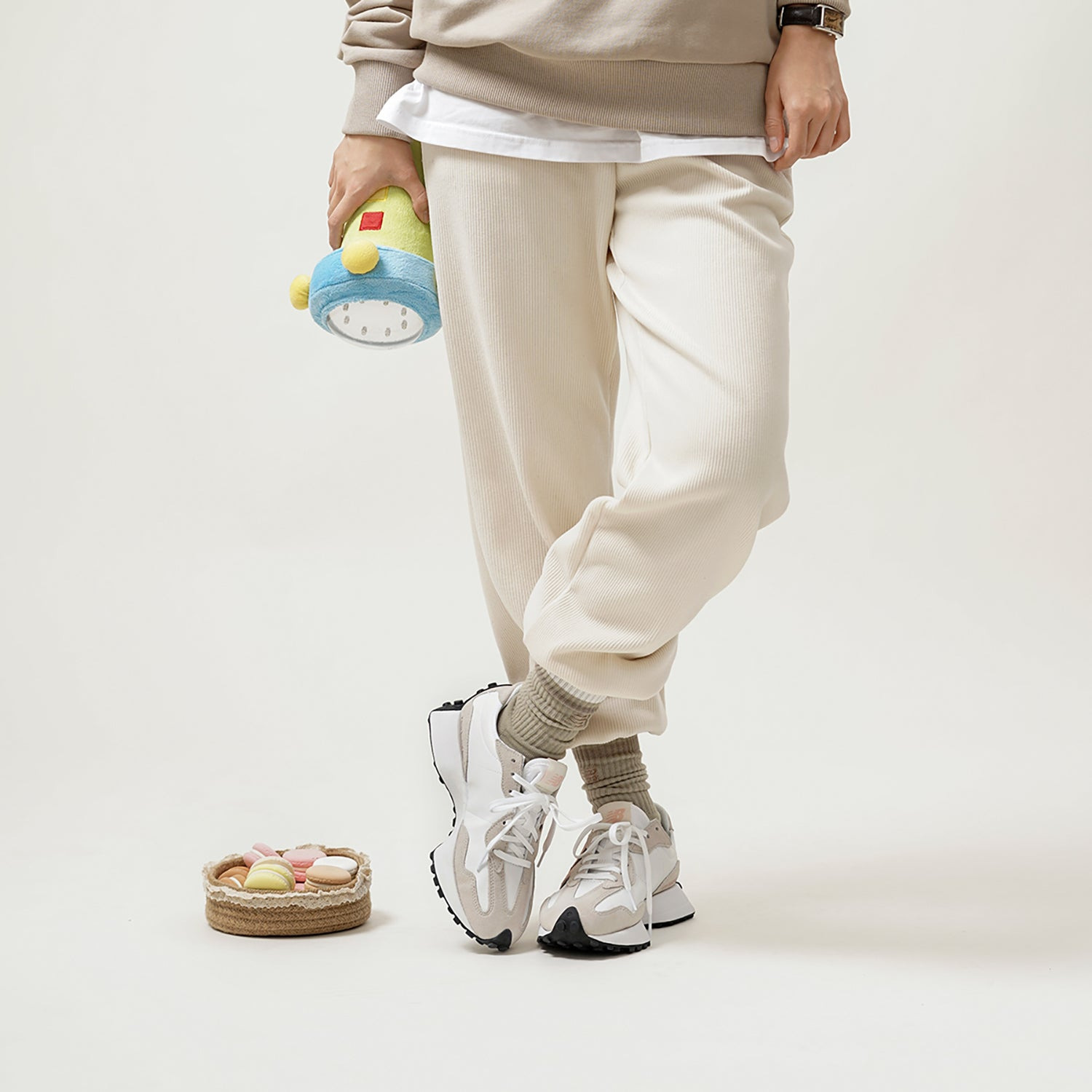 (WMNS) New Balance 327 'White Pink Haze' WS327LR - 11