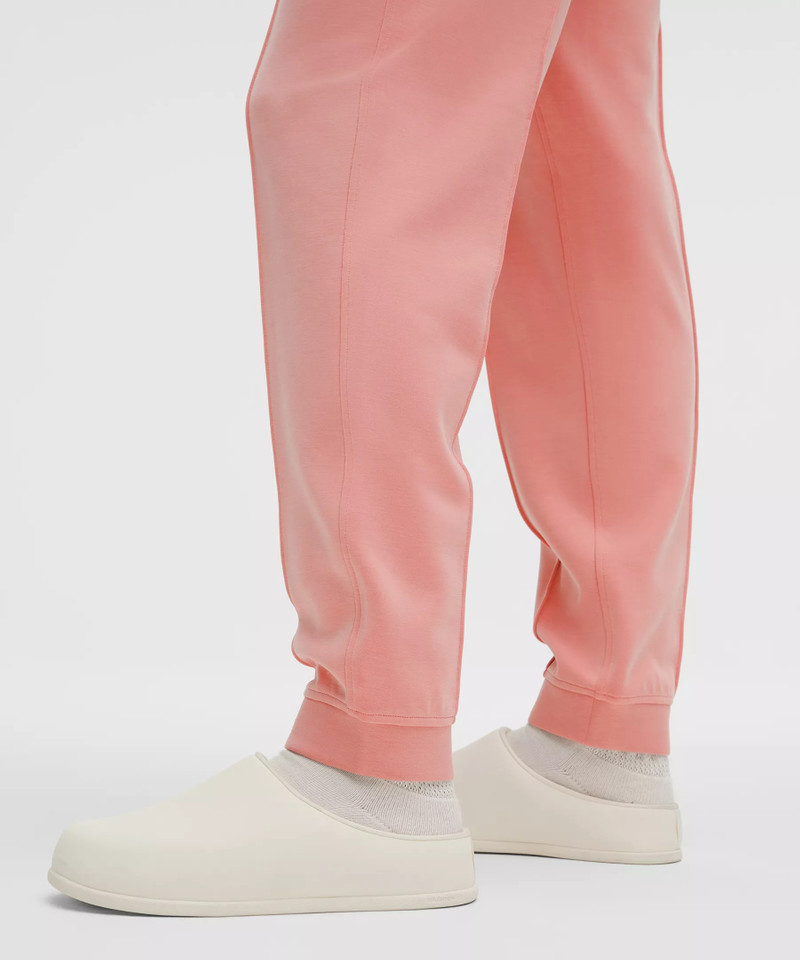 Softstreme Classic-Fit High-Rise Jogger 6