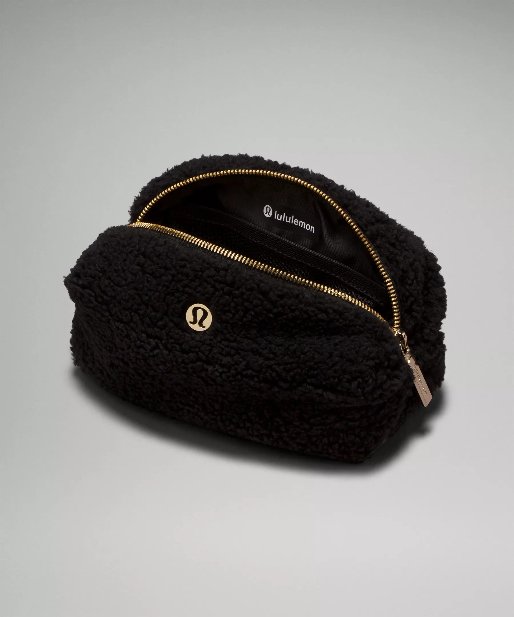 Feeling Ready Mini Pouch *Fleece - 4
