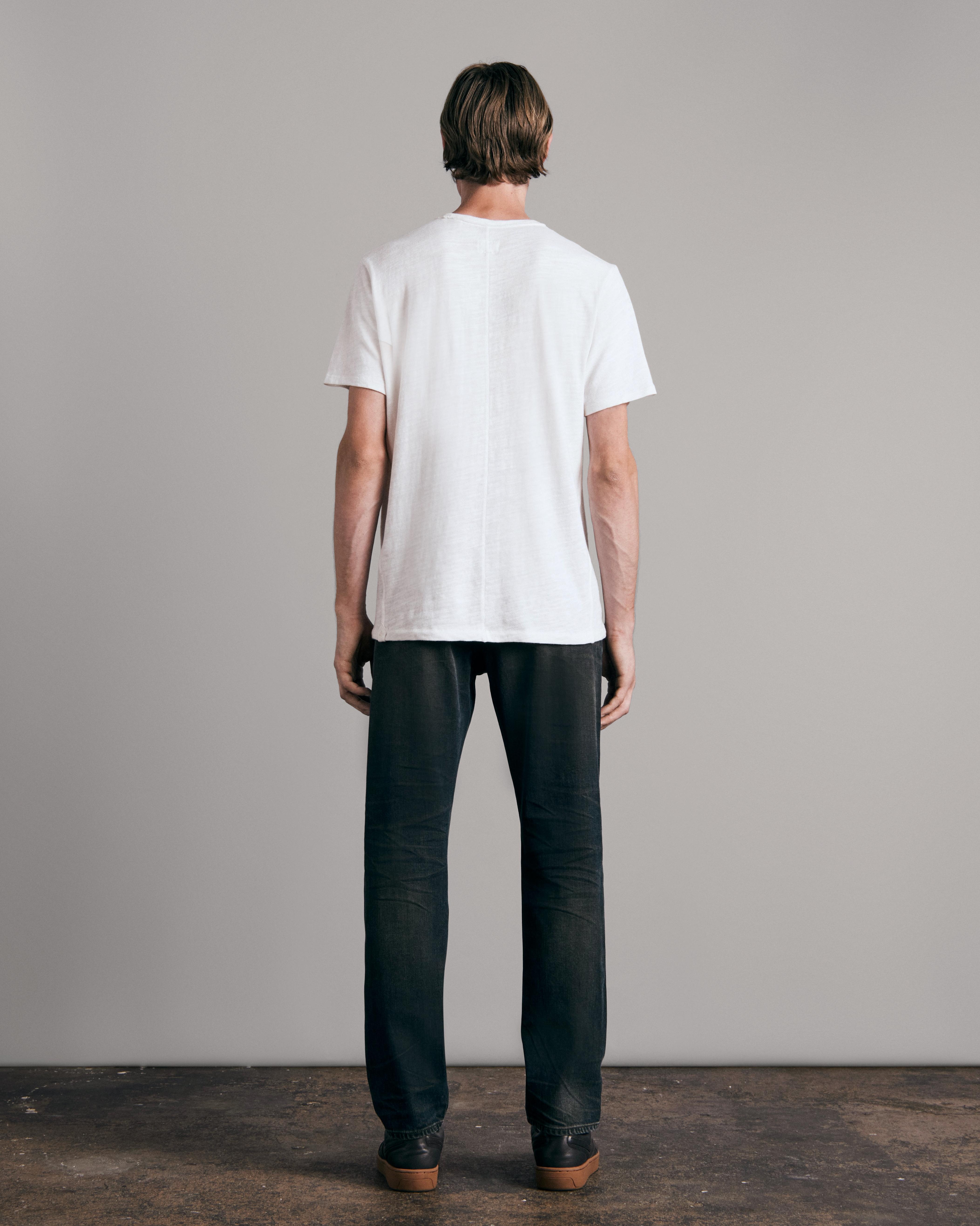 Fit 4 - Gage
Straight Fit Dark Indigo Authentic Stretch Jean - 4