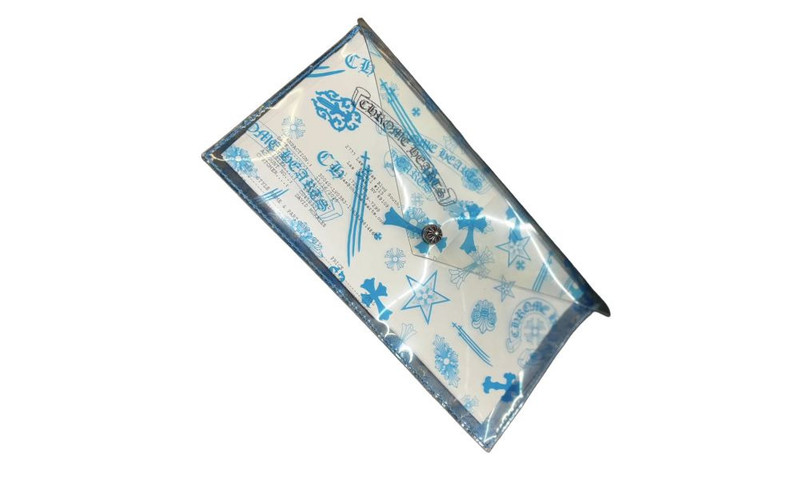 logo all over pouch 1